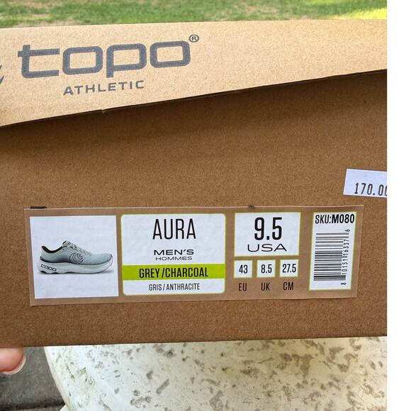 NWT Topo Athletic Aura Running Shoes White Gray Size 9.5 main image 8
